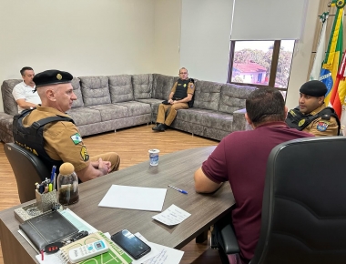 Prefeito e comando da PM discutem medidas para reforçar a segurança pública